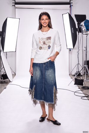 <div class="text-center"><a class="btn btn-primary" href="/GalleryImages/2b328ca7-ae3e-4ad1-b063-eb8ee3af14e0.png" target="_blank" style="margin:"  >Download Image</a></div>