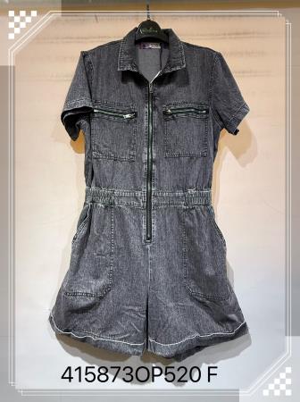 <div class="text-center"><a class="btn btn-primary" href="/GalleryImages/325cc2f8-9294-48b6-ad93-3bb1c9bb518b.jpg" target="_blank" style="margin:"  >Download Image</a></div>