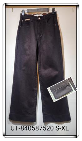 <div class="text-center"><a class="btn btn-primary" href="/GalleryImages/420fc125-295b-4fa3-b072-662dd39a8aa3.jpg" target="_blank" style="margin:"  >Download Image</a></div>