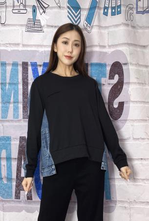 <div class="text-center"><a class="btn btn-primary" href="/GalleryImages/586cfc8a-6cd5-4da1-b3c7-4a343ced5015.jpeg" target="_blank" style="margin:"  >Download Image</a></div>