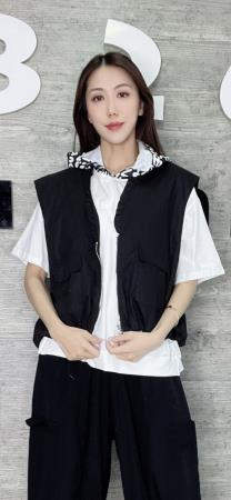 <div class="text-center"><a class="btn btn-primary" href="/GalleryImages/87f9ae9a-20fa-4f1e-8b47-737f8f9a5dfe.jpeg" target="_blank" style="margin:"  >Download Image</a></div>