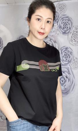 <div class="text-center"><a class="btn btn-primary" href="/GalleryImages/d688730f-136c-440b-9d96-d3d6952c42d2.jpeg" target="_blank" style="margin:"  >Download Image</a></div>