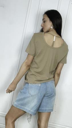 <div class="text-center"><a class="btn btn-primary" href="/GalleryImages/d6c8ec0a-9422-41a0-8268-440fc22f72a3.jpeg" target="_blank" style="margin:"  >Download Image</a></div>