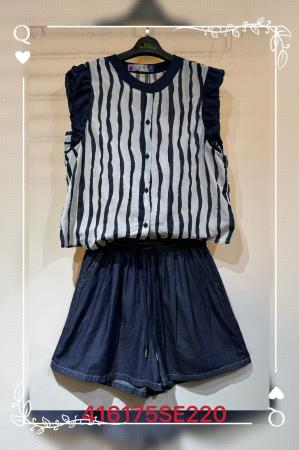 <div class="text-center"><a class="btn btn-primary" href="/GalleryImages/d86854dc-71b4-41bd-8a19-0c51bd741fc3.jpg" target="_blank" style="margin:"  >Download Image</a></div>